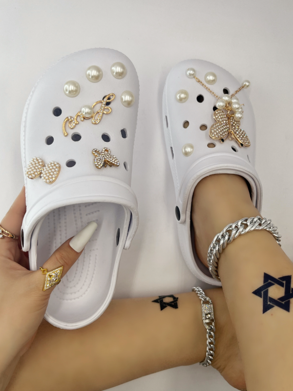 LW Butterfly Chain Pearl Decor Flats - Image 11