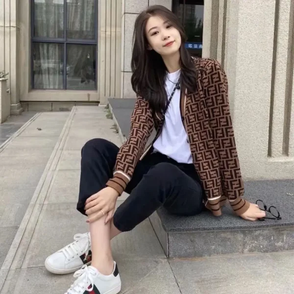 Women's Sweater 2024 New Knitted Casual Sweater Jacquard Letter Knitted Cardigan Autumn Fashion Button V-neck Top - Image 2
